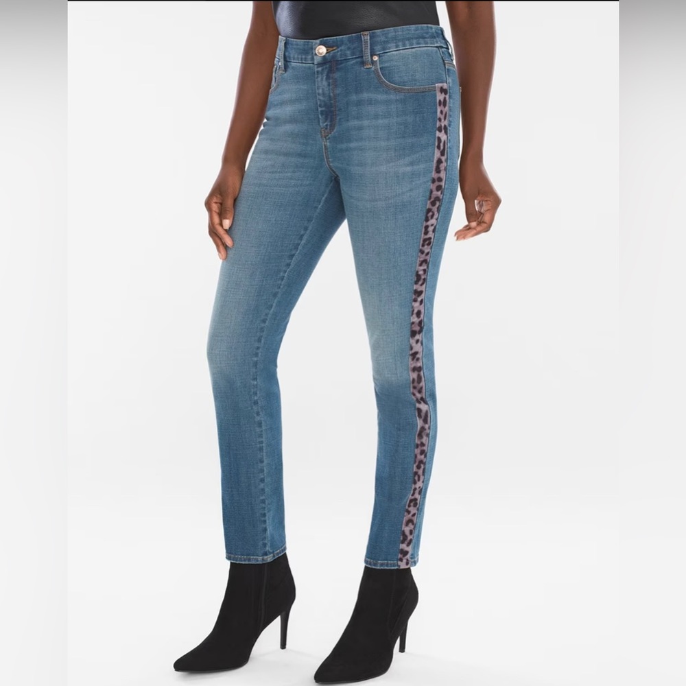 Chico’s So Slimming Leopard Side Seam Girlfriend Ankle Jeans